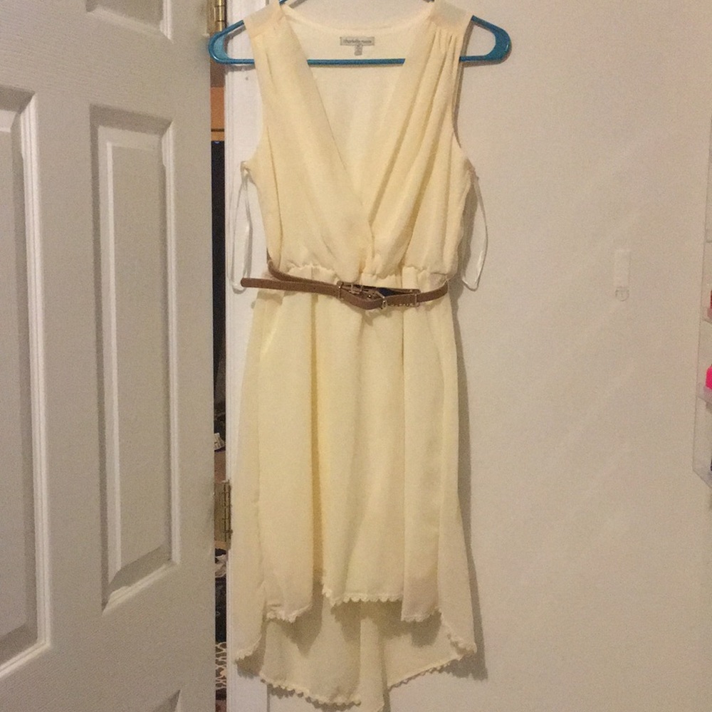 Short sleeve high low dress